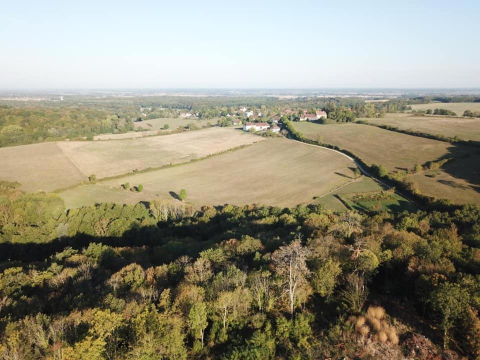 La Ferme De Montard Bed & Breakfast Montmorot Exterior photo